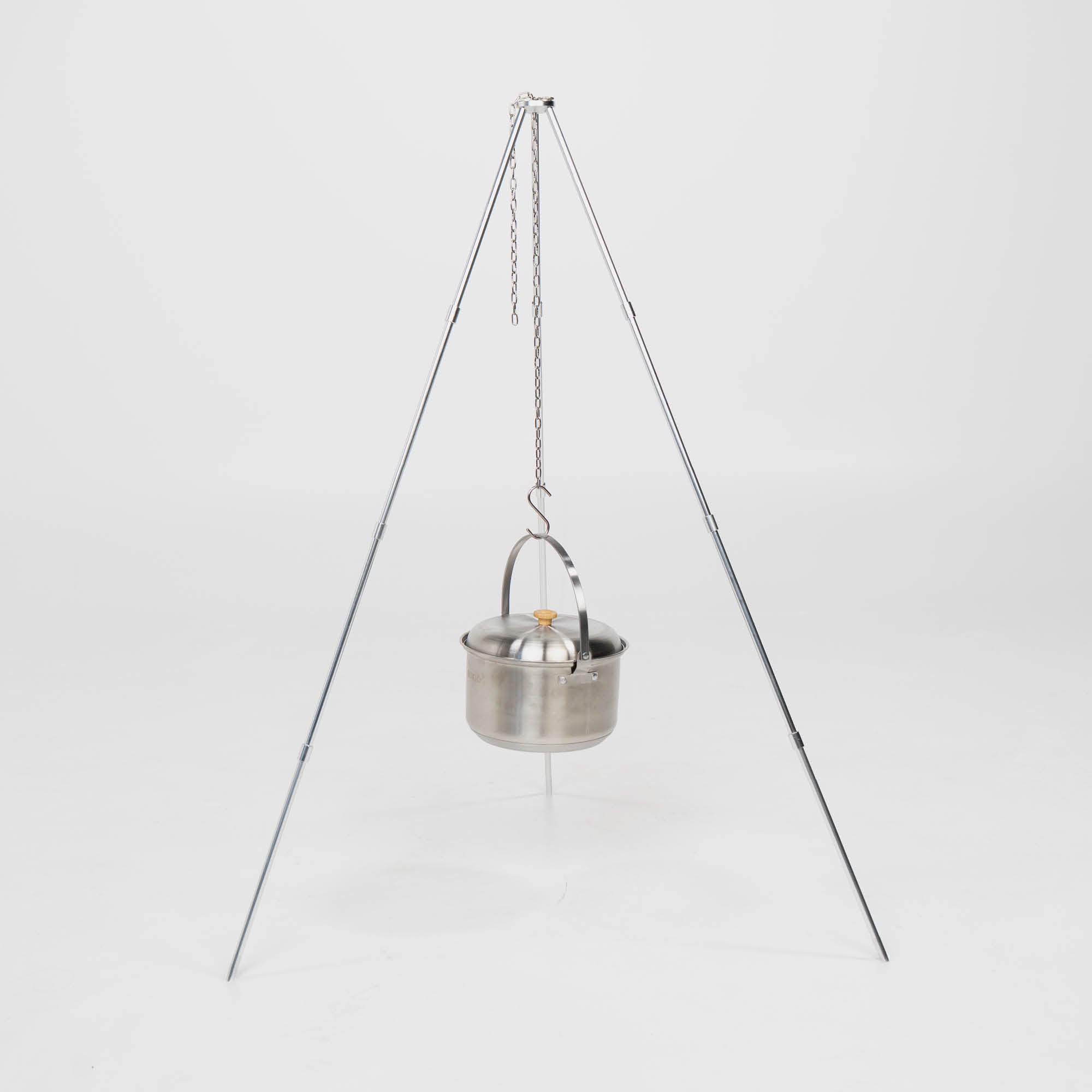 BOXIO TRIPOD | Tripod for Campfire