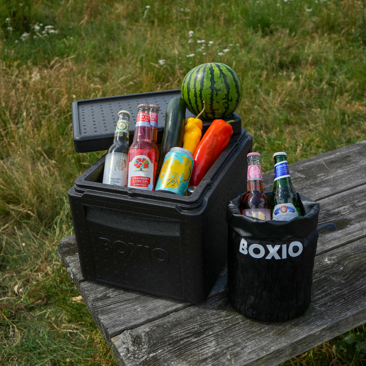 Coola Box Passive cooler box with High-performance cool packs