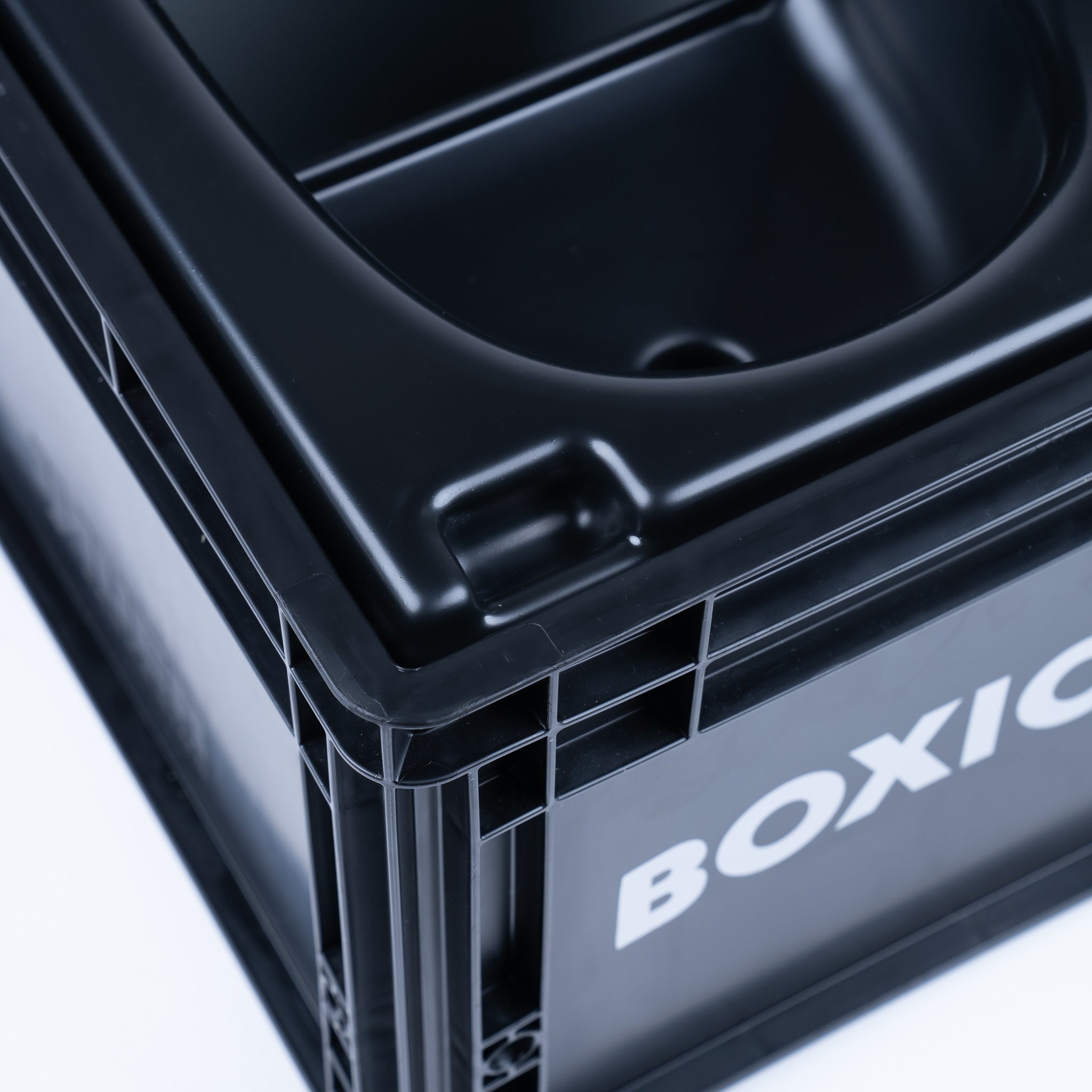Eurobox BOXIO con taladros para BOXIO - TOILET